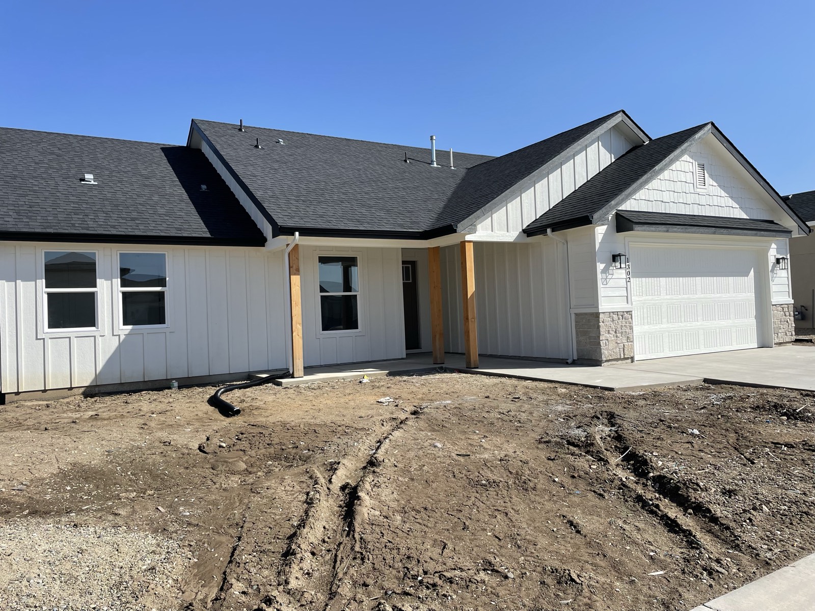 Modern farmhouse style custom home exterior in the Treasure Valley, Idaho