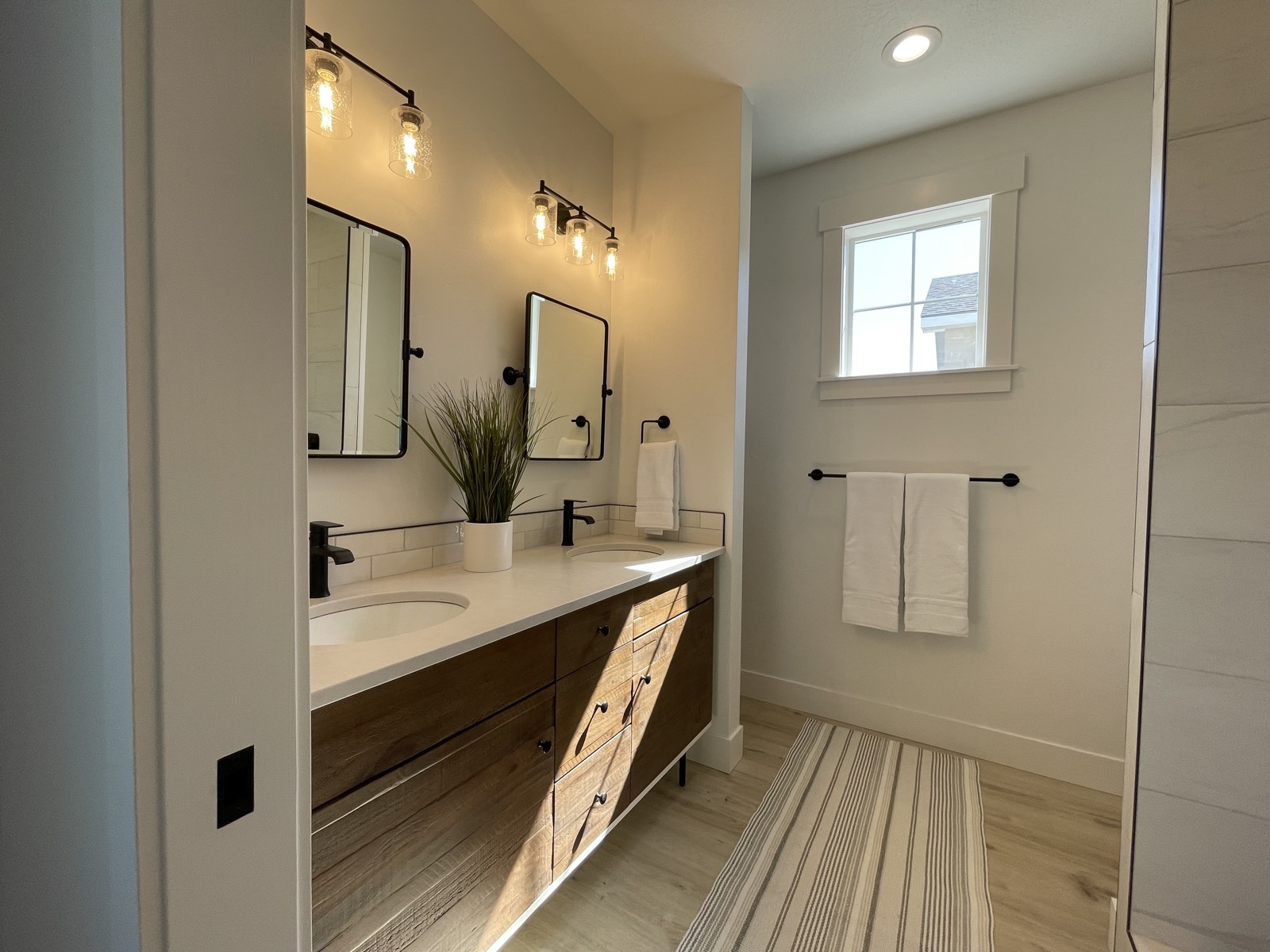 Modern Farmhouse, photo 16