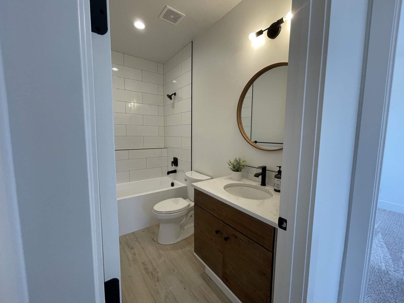 Modern Farmhouse, photo 19